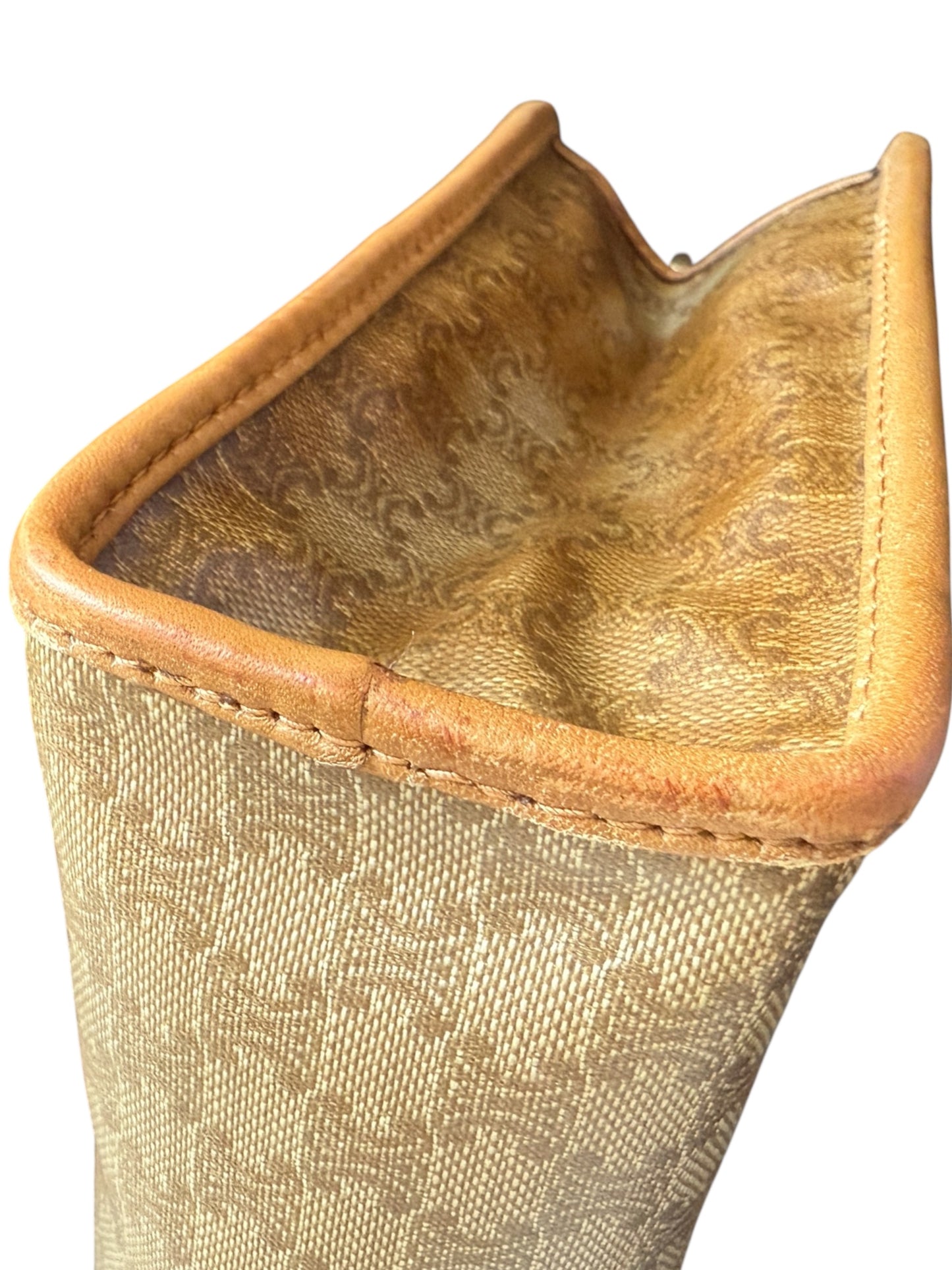 Pochette Céline Macadam avec chaîne